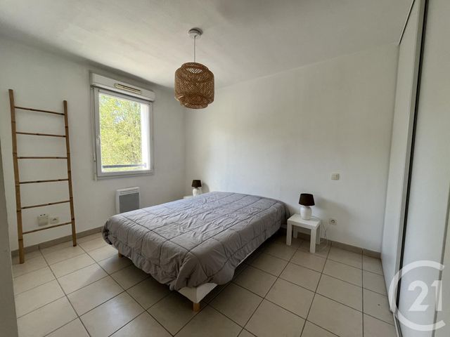 Appartement T2 à louer - 2 pièces - 41.76 m2 - BORDEAUX - 33 - AQUITAINE - Century 21 Cabinet Rollin