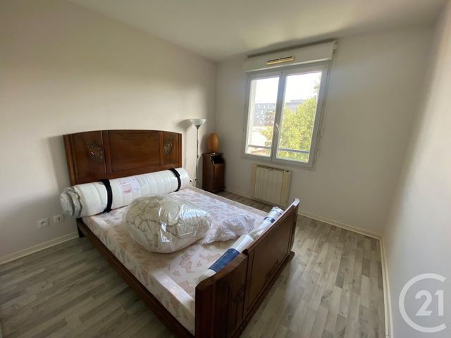 Appartement T3 à louer - 3 pièces - 61.76 m2 - BORDEAUX - 33 - AQUITAINE - Century 21 Cabinet Rollin