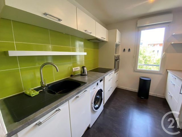 Appartement T3 à louer - 3 pièces - 61.76 m2 - BORDEAUX - 33 - AQUITAINE - Century 21 Cabinet Rollin