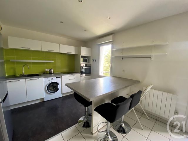 Appartement T3 à louer - 3 pièces - 61.76 m2 - BORDEAUX - 33 - AQUITAINE - Century 21 Cabinet Rollin