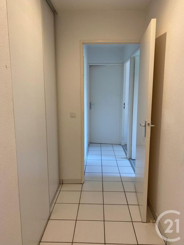 Appartement T3 à louer - 3 pièces - 61.76 m2 - BORDEAUX - 33 - AQUITAINE - Century 21 Cabinet Rollin