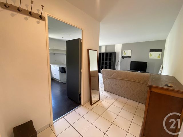 Appartement T3 à louer - 3 pièces - 61.76 m2 - BORDEAUX - 33 - AQUITAINE - Century 21 Cabinet Rollin