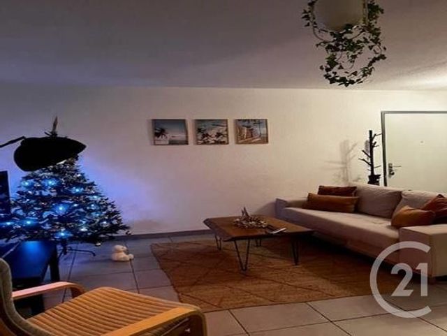 Appartement F3 à louer - 3 pièces - 62.07 m2 - MERIGNAC - 33 - AQUITAINE - Century 21 Cabinet Rollin