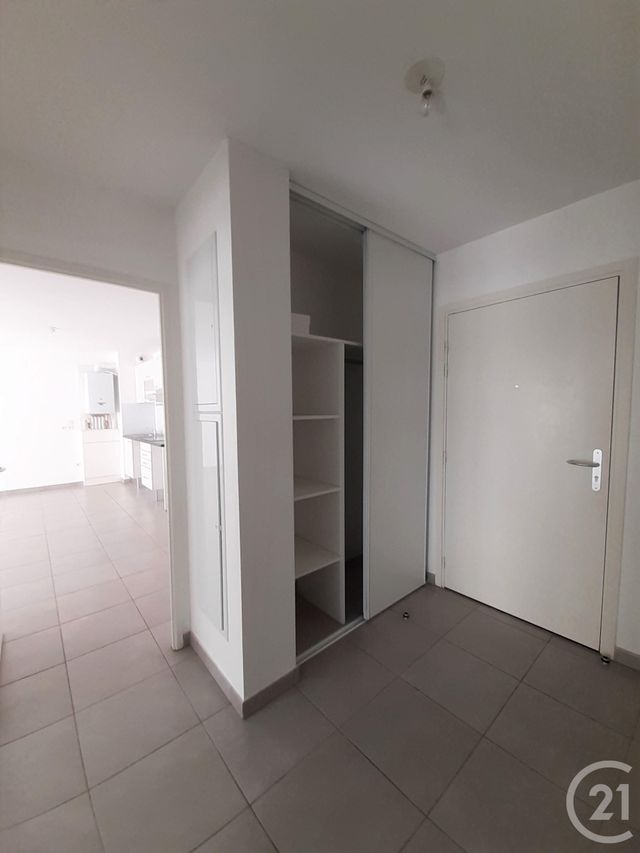 Appartement T3 à louer - 3 pièces - 62.96 m2 - BRUGES - 33 - AQUITAINE - Century 21 Cabinet Rollin