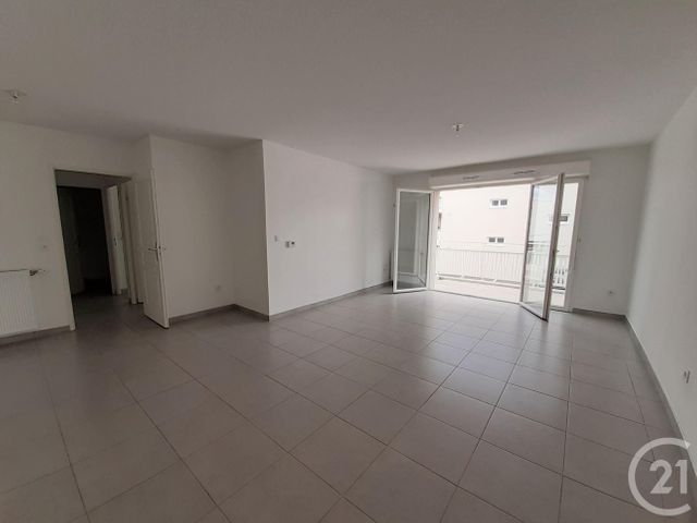 Appartement T3 à louer - 3 pièces - 62.96 m2 - BRUGES - 33 - AQUITAINE - Century 21 Cabinet Rollin