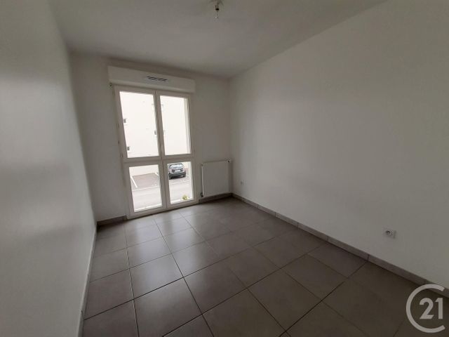 Appartement T3 à louer - 3 pièces - 62.96 m2 - BRUGES - 33 - AQUITAINE - Century 21 Cabinet Rollin