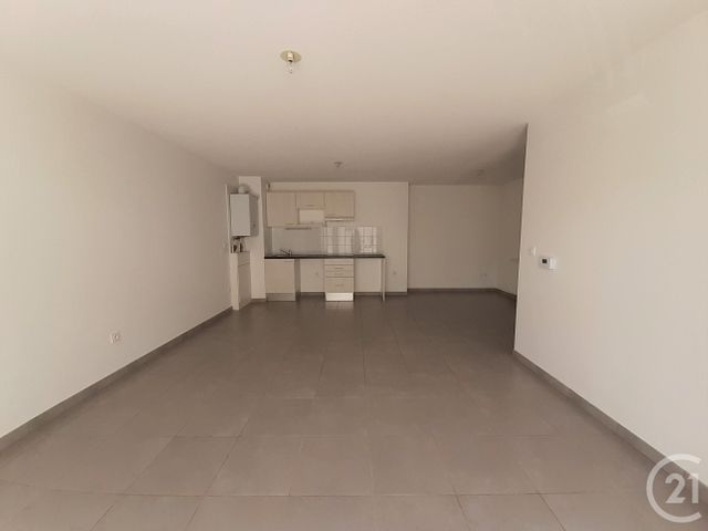 Appartement T3 à louer - 3 pièces - 62.96 m2 - BRUGES - 33 - AQUITAINE - Century 21 Cabinet Rollin