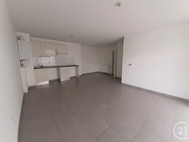 Appartement T3 à louer - 3 pièces - 62.96 m2 - BRUGES - 33 - AQUITAINE - Century 21 Cabinet Rollin