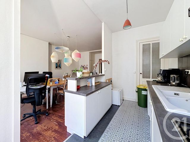 Appartement T3 à vendre - 3 pièces - 88.0 m2 - BORDEAUX - 33 - AQUITAINE - Century 21 Cabinet Rollin