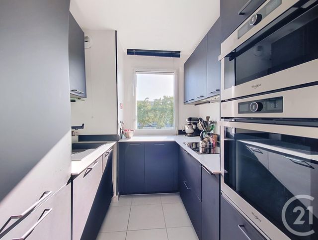 Appartement T4 à vendre - 4 pièces - 87.5 m2 - BORDEAUX - 33 - AQUITAINE - Century 21 Cabinet Rollin