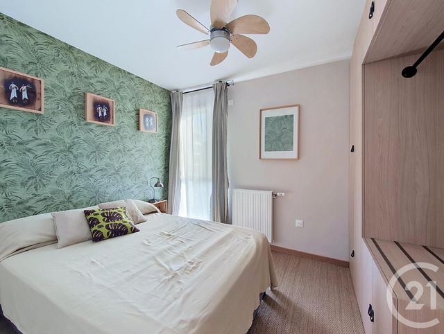 Appartement T4 à vendre - 4 pièces - 87.5 m2 - BORDEAUX - 33 - AQUITAINE - Century 21 Cabinet Rollin