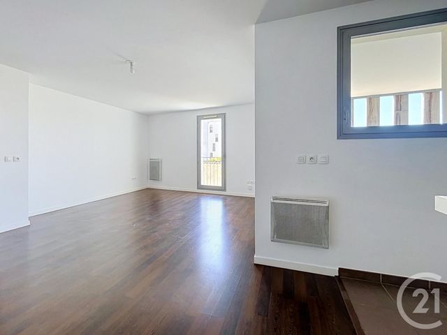 Appartement T3 à vendre - 3 pièces - 70.5 m2 - BORDEAUX - 33 - AQUITAINE - Century 21 Cabinet Rollin