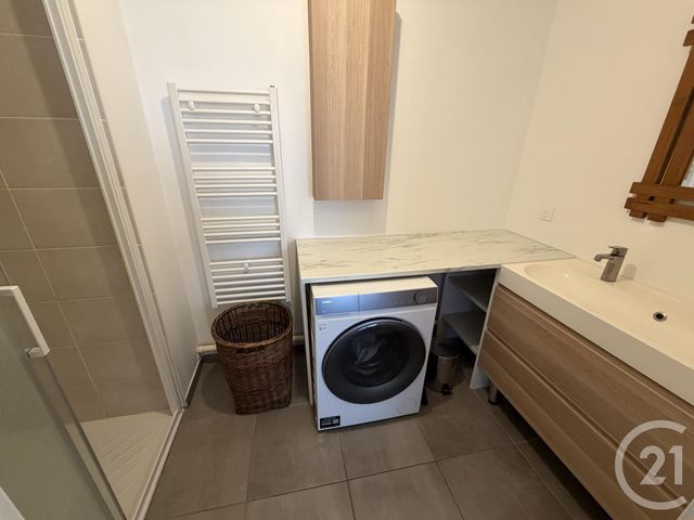 Appartement F3 à louer - 3 pièces - 65.31 m2 - BEGLES - 33 - AQUITAINE - Century 21 Cabinet Rollin