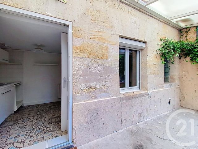 Appartement T1 à vendre - 1 pièce - 32.28 m2 - BORDEAUX - 33 - AQUITAINE - Century 21 Cabinet Rollin