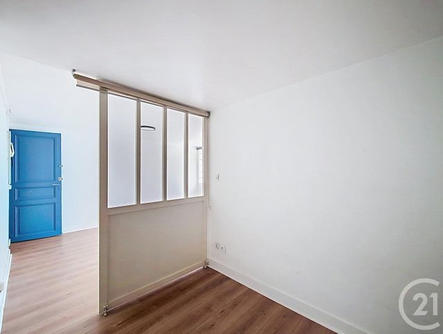 Appartement T1 à vendre - 1 pièce - 32.28 m2 - BORDEAUX - 33 - AQUITAINE - Century 21 Cabinet Rollin