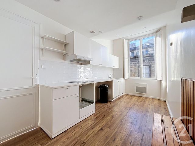 Appartement T3 à louer - 3 pièces - 74.82 m2 - BORDEAUX - 33 - AQUITAINE - Century 21 Cabinet Rollin