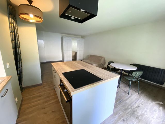 Appartement T2 à louer - 2 pièces - 45.84 m2 - BORDEAUX - 33 - AQUITAINE - Century 21 Cabinet Rollin
