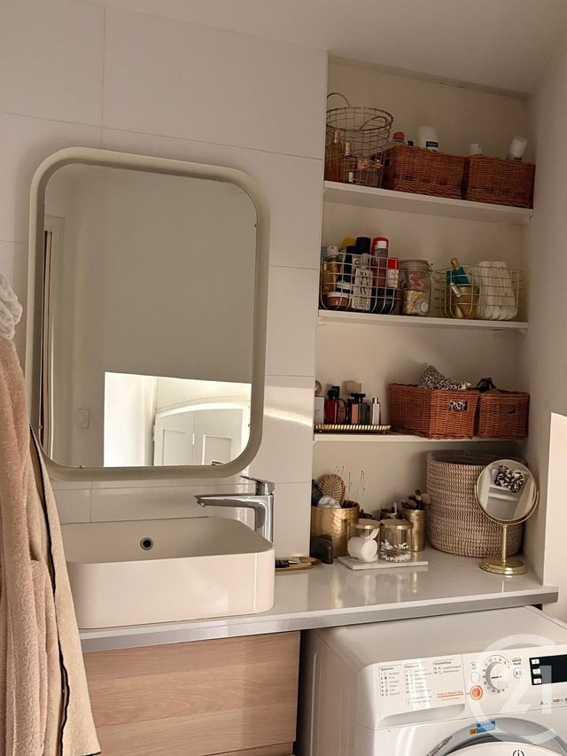 Appartement T3 à louer - 3 pièces - 60.41 m2 - BORDEAUX - 33 - AQUITAINE - Century 21 Cabinet Rollin