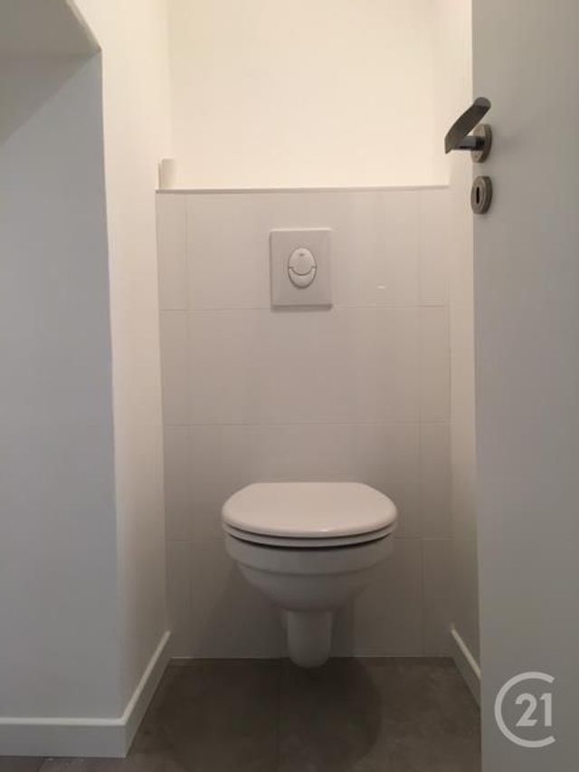 Appartement T3 à louer - 3 pièces - 60.41 m2 - BORDEAUX - 33 - AQUITAINE - Century 21 Cabinet Rollin