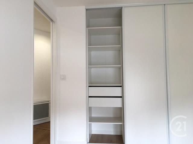 Appartement T3 à louer - 3 pièces - 60.41 m2 - BORDEAUX - 33 - AQUITAINE - Century 21 Cabinet Rollin