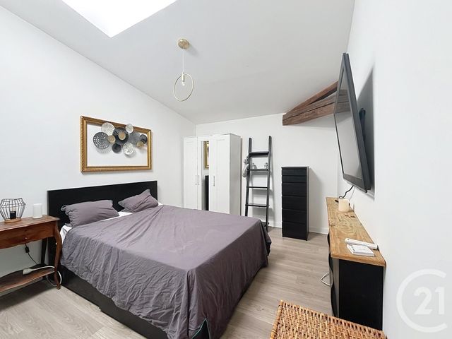 Appartement F3 bis à louer - 4 pièces - 80.32 m2 - BORDEAUX - 33 - AQUITAINE - Century 21 Cabinet Rollin