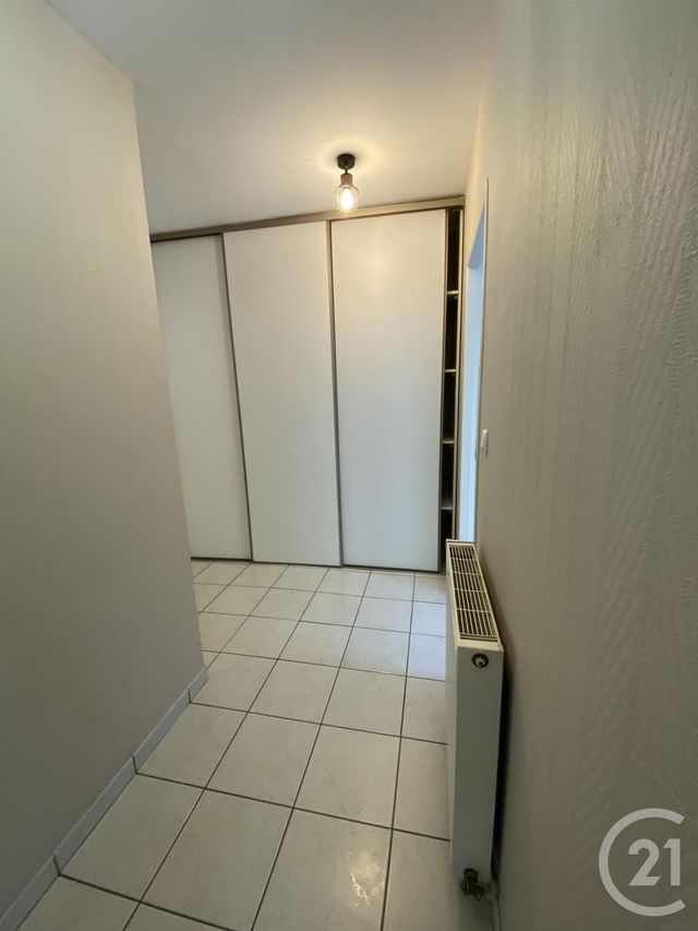 Appartement T4 à louer - 4 pièces - 99.04 m2 - LE BOUSCAT - 33 - AQUITAINE - Century 21 Cabinet Rollin