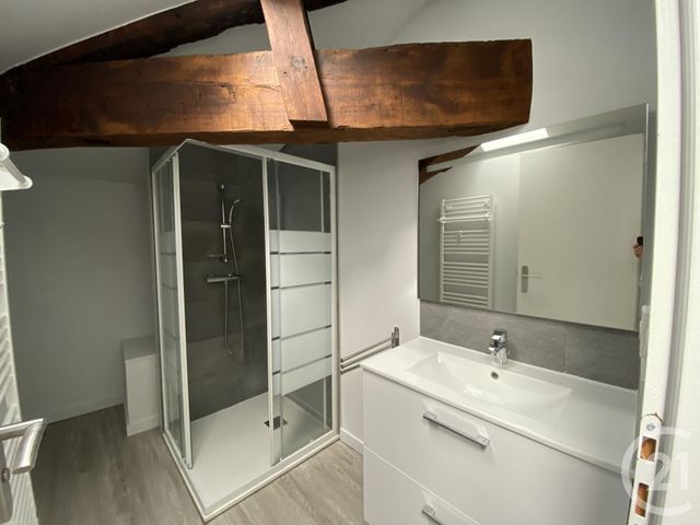 Appartement T3 à louer - 3 pièces - 61.01 m2 - LE BOUSCAT - 33 - AQUITAINE - Century 21 Cabinet Rollin