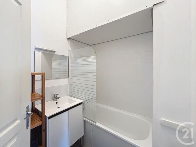 Appartement T3 à vendre - 3 pièces - 57.08 m2 - BORDEAUX - 33 - AQUITAINE - Century 21 Cabinet Rollin