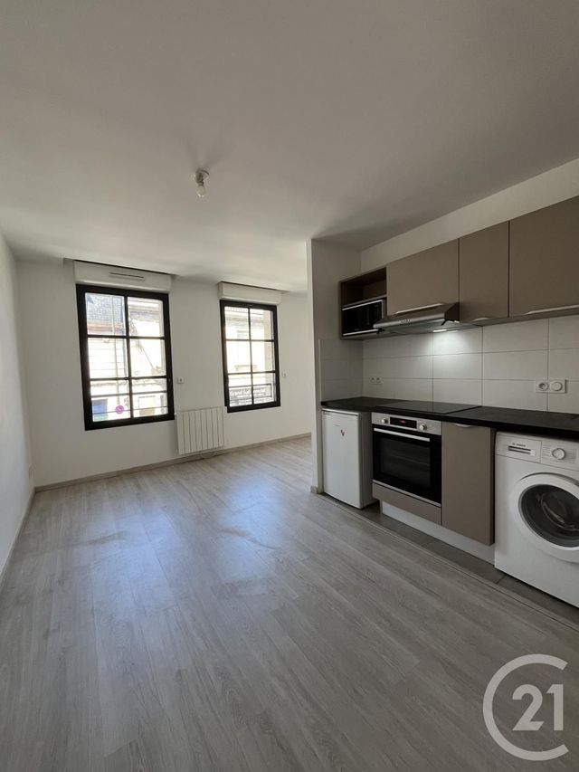 Appartement T1 à louer - 1 pièce - 41.11 m2 - BEGLES - 33 - AQUITAINE - Century 21 Cabinet Rollin