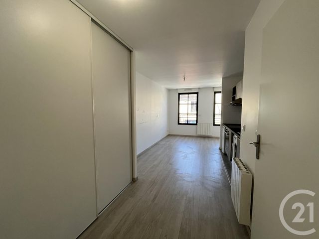 Appartement T1 à louer - 1 pièce - 41.11 m2 - BEGLES - 33 - AQUITAINE - Century 21 Cabinet Rollin