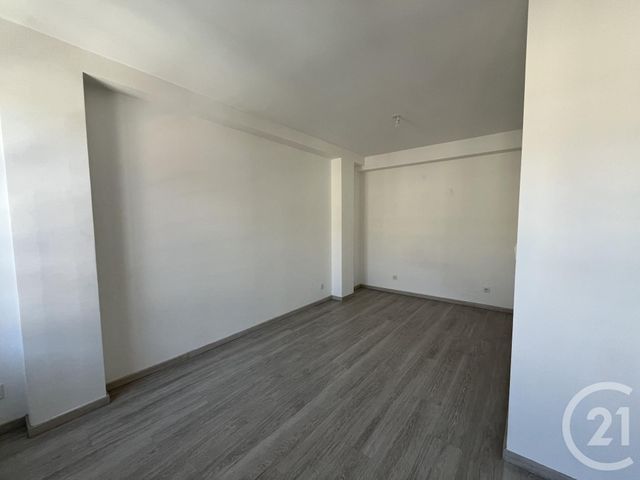 Appartement T1 à louer - 1 pièce - 41.11 m2 - BEGLES - 33 - AQUITAINE - Century 21 Cabinet Rollin